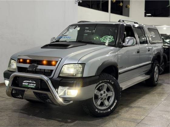 CHEVROLET S10 2.4 MPFI ADVANTAGE 4X2 CD 8V GASOLINA 4P MANUAL